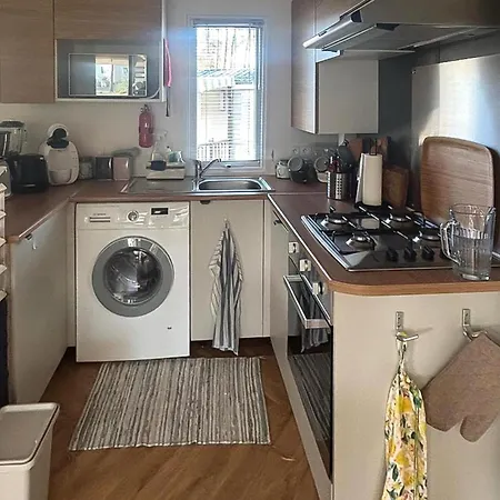 Kemping Gorgeous Stacaravan Saint-Julien-en-Born