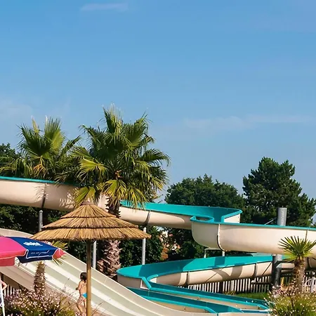 Gorgeous Stacaravan In 3*