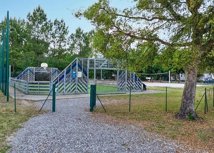 Gorgeous Stacaravan Kemping 3*