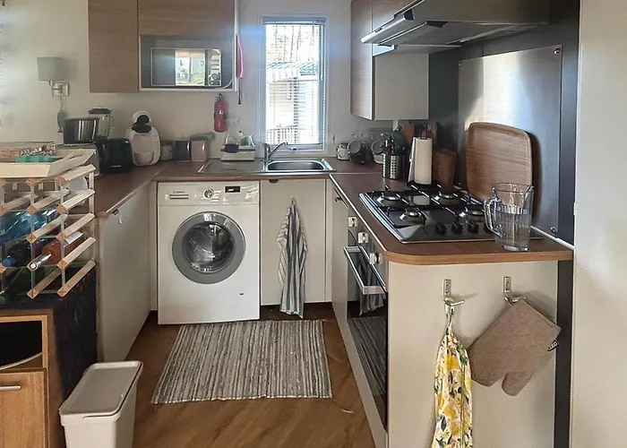 Kemping Gorgeous Stacaravan Saint-Julien-en-Born