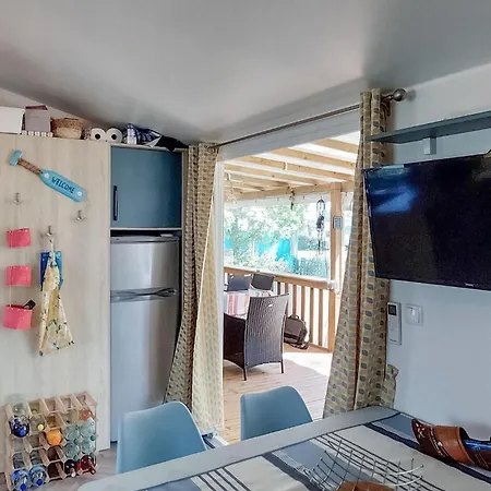 Gorgeous Stacaravan مكان تخييم سان جوليان-أون-بورن