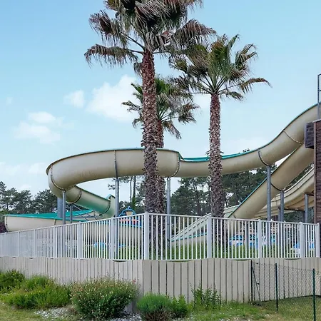 Gorgeous Stacaravan Camping 3*