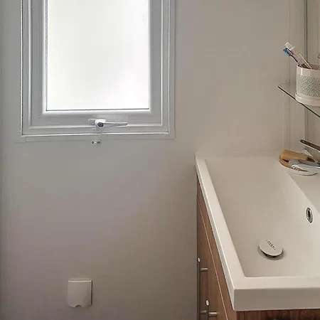 Gorgeous Stacaravan 3*